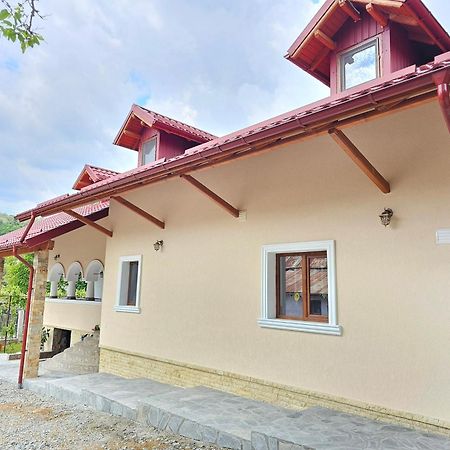 Casa Hera Călimăneşti Esterno foto