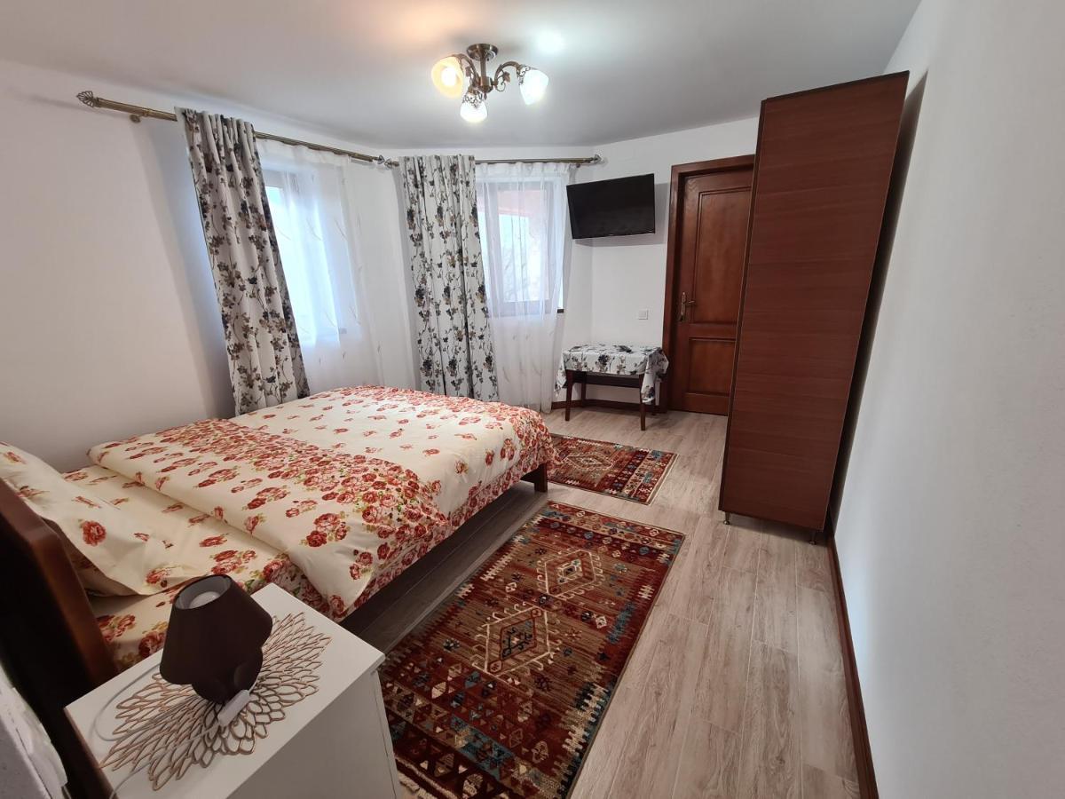 Casa Hera Călimăneşti Esterno foto