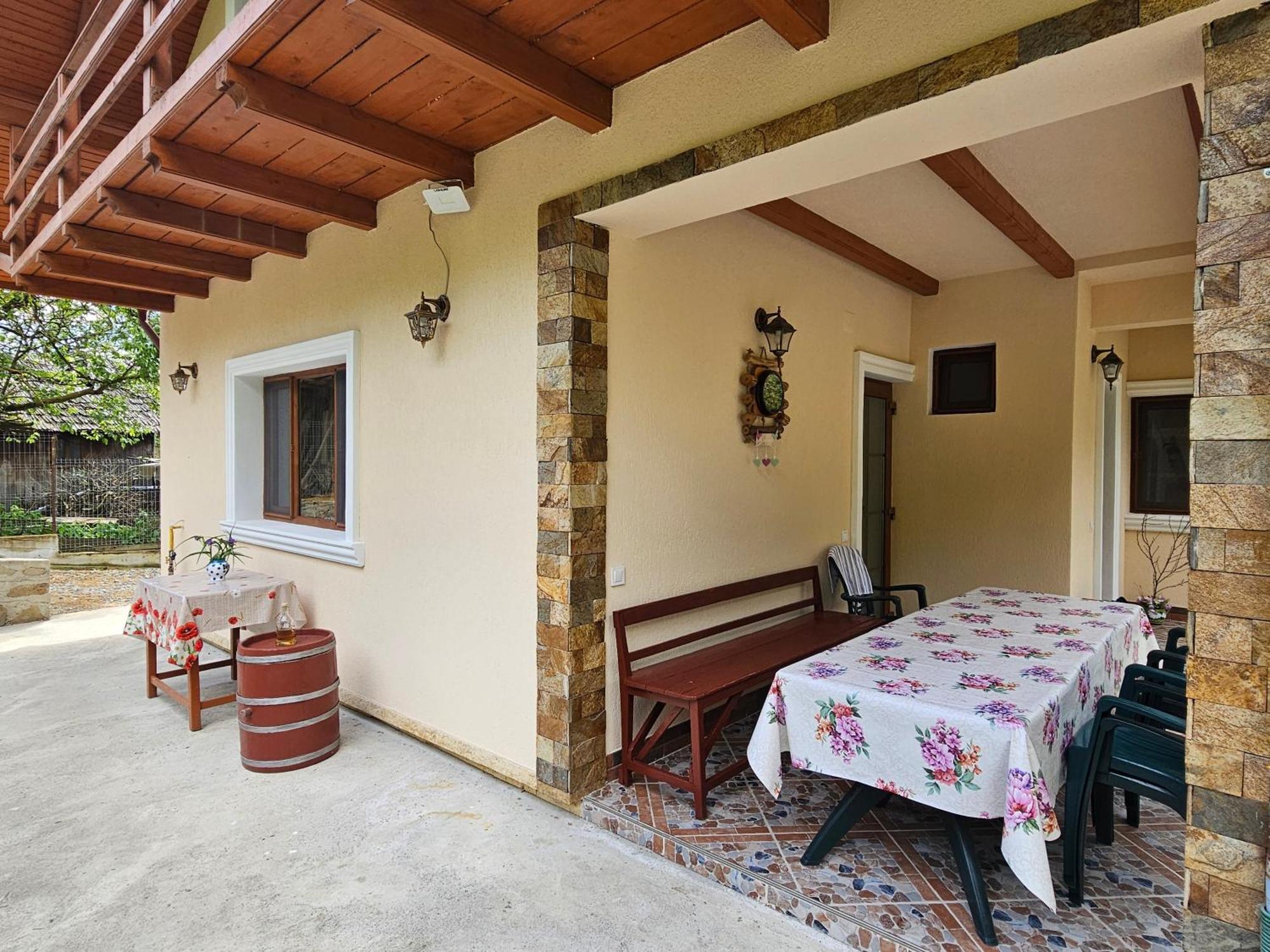 Casa Hera Călimăneşti Esterno foto