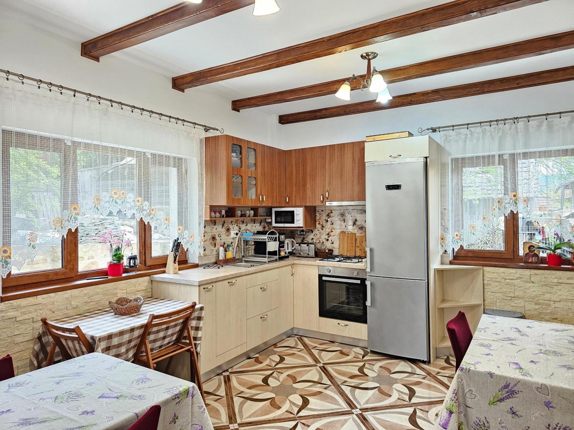 Casa Hera Călimăneşti Esterno foto