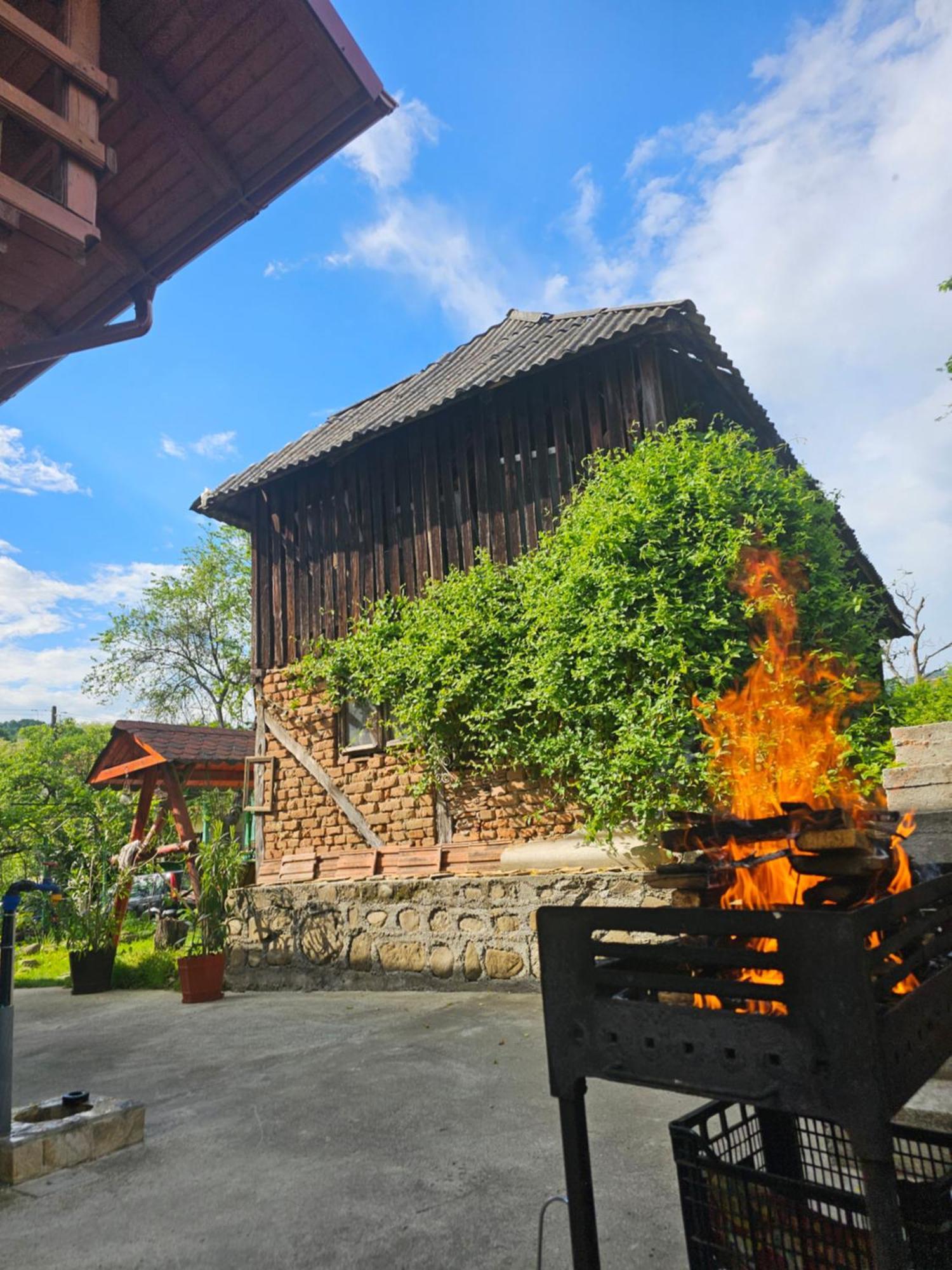 Casa Hera Călimăneşti Esterno foto