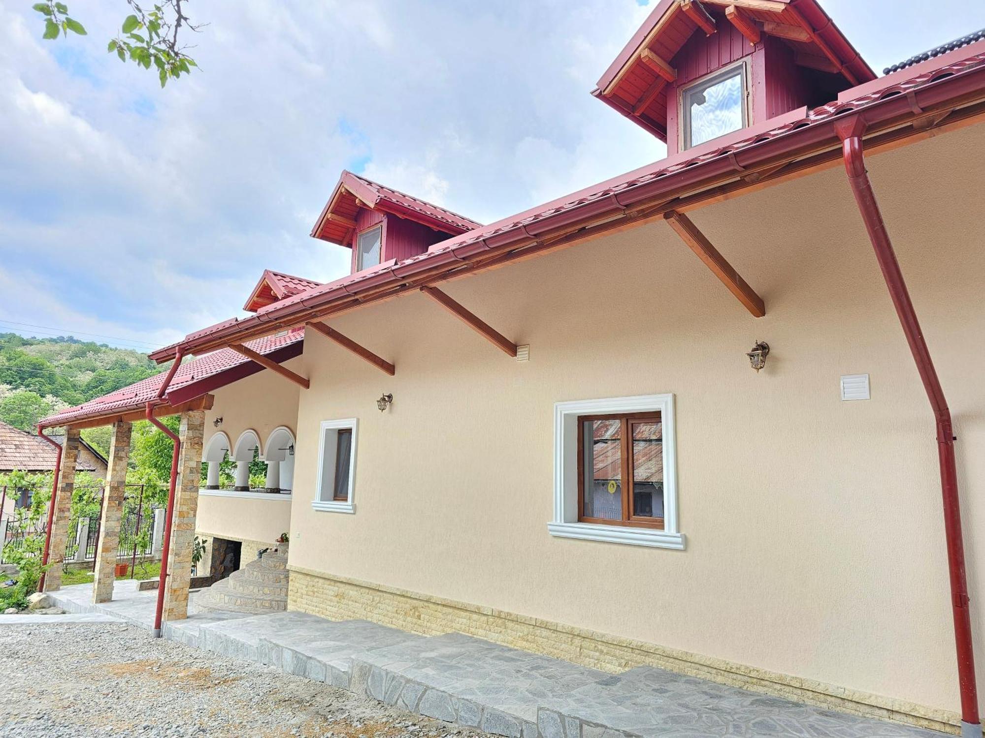 Casa Hera Călimăneşti Esterno foto