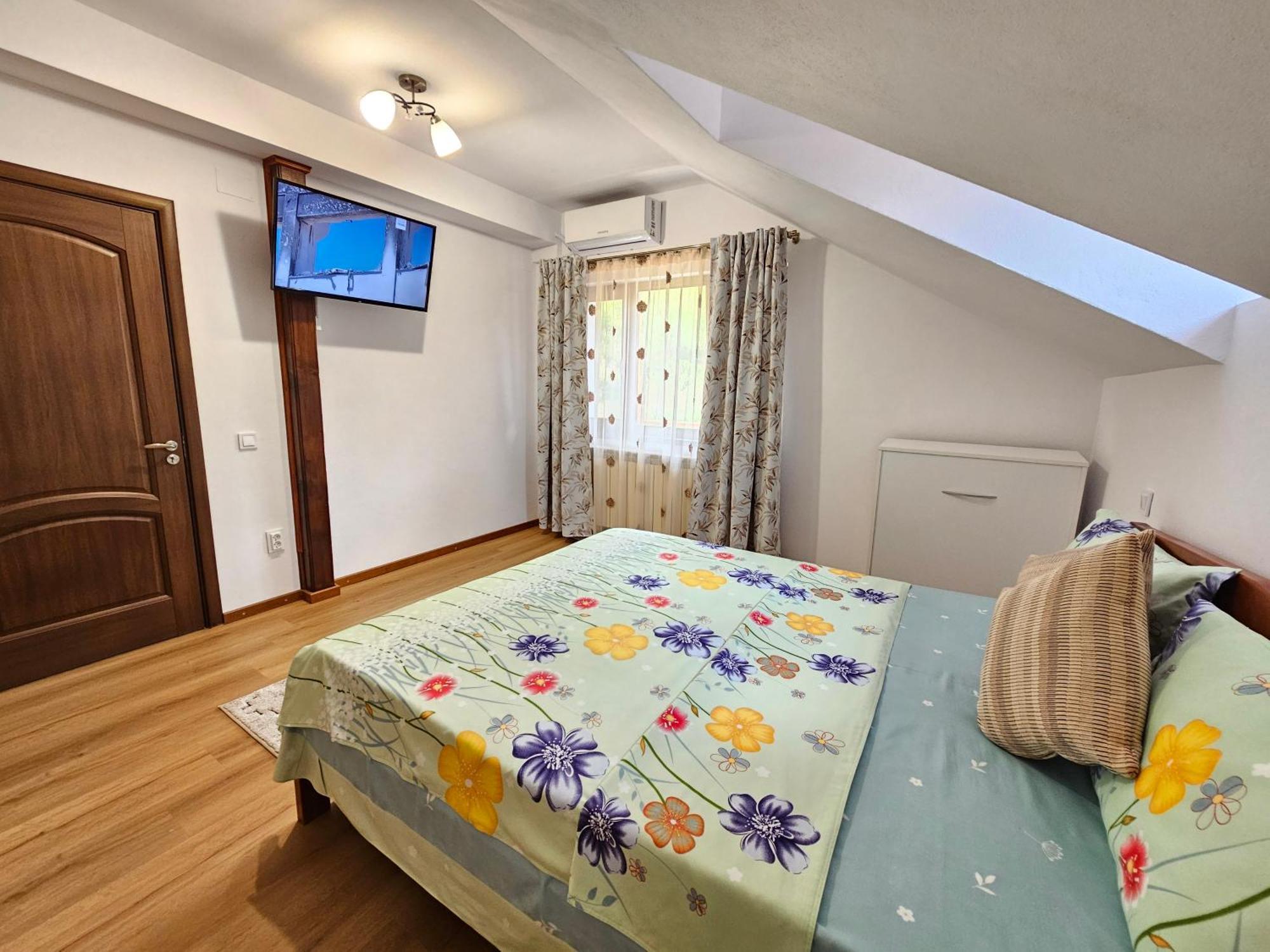 Casa Hera Călimăneşti Esterno foto