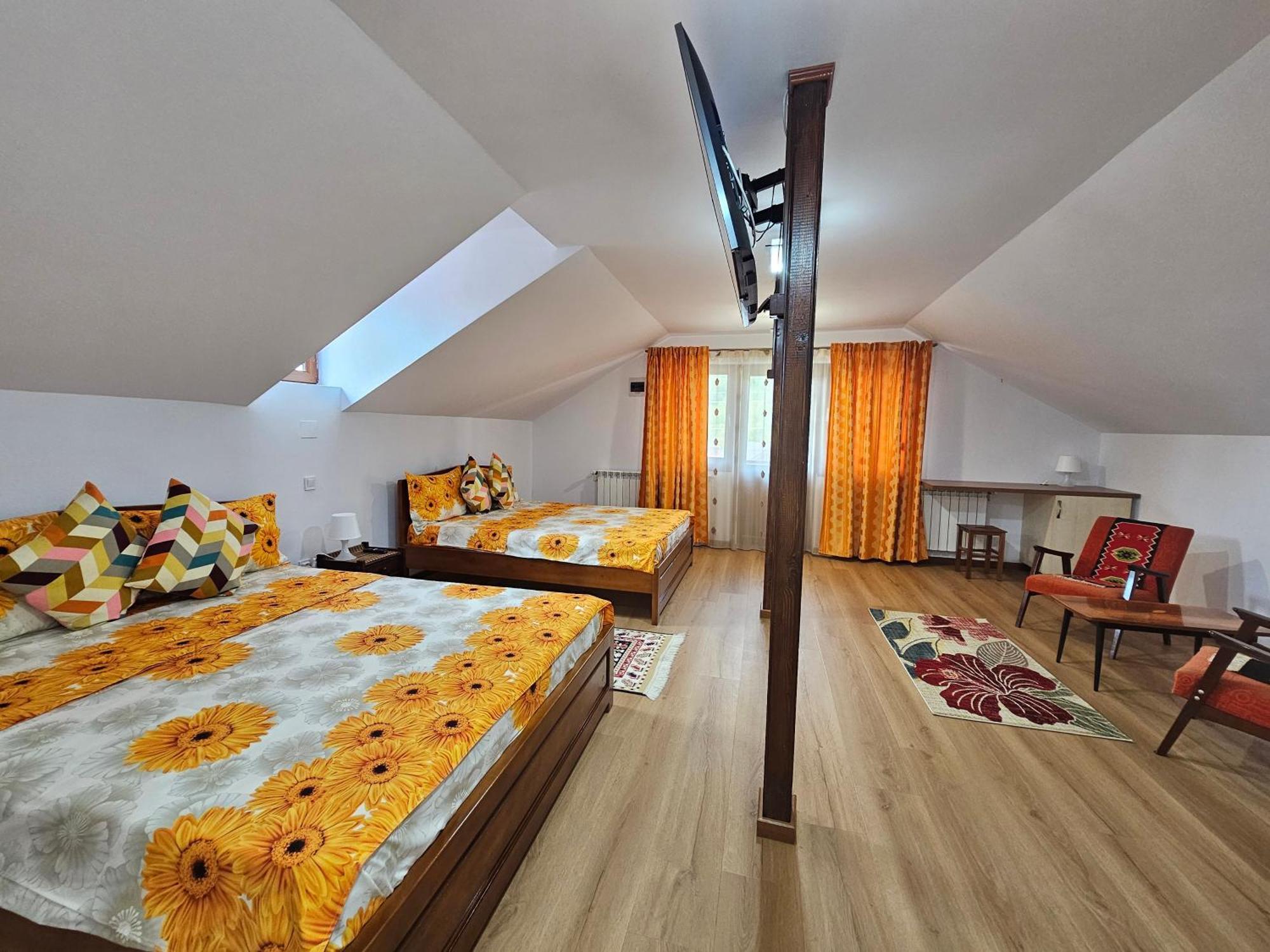 Casa Hera Călimăneşti Esterno foto
