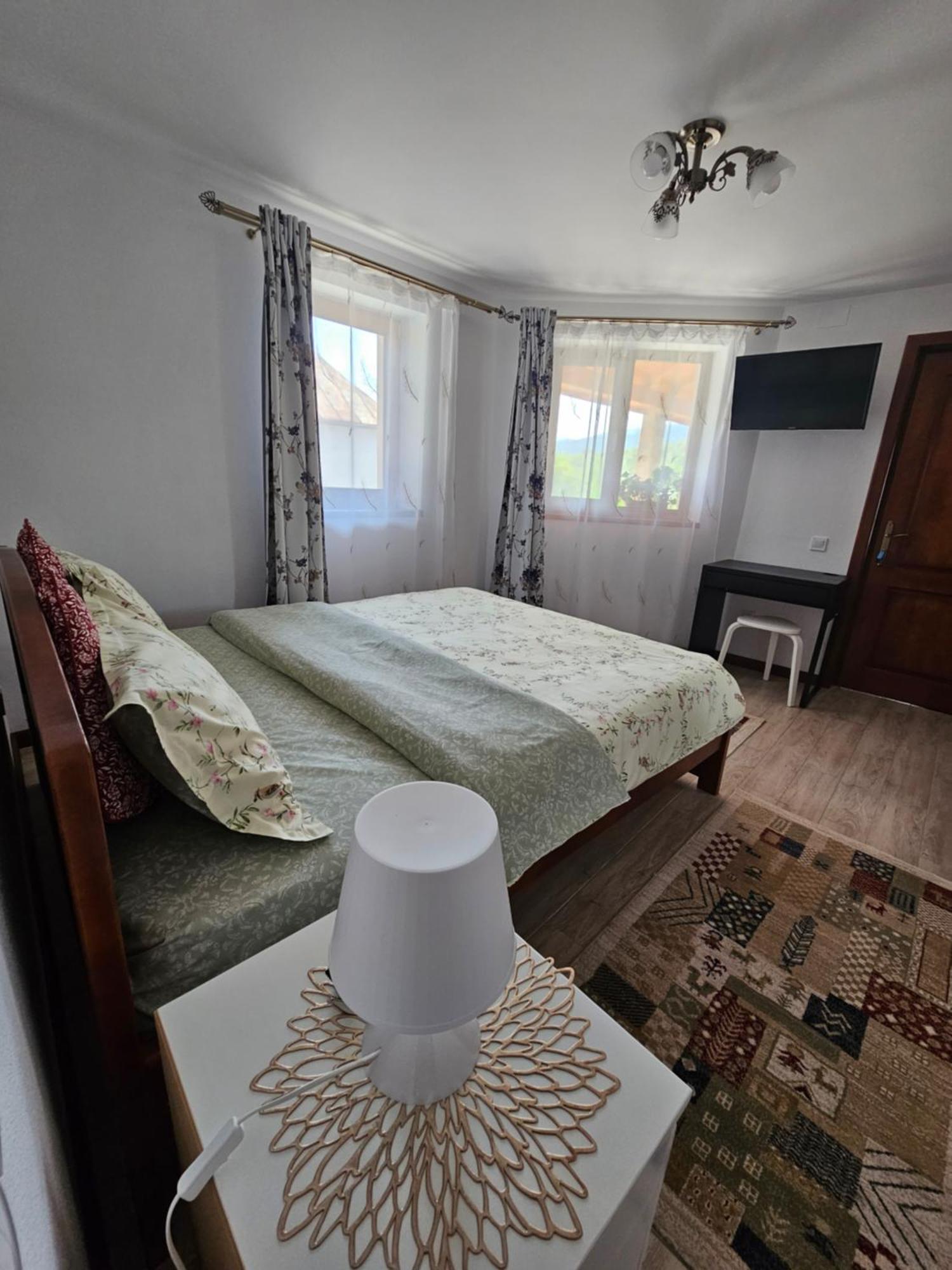 Casa Hera Călimăneşti Esterno foto